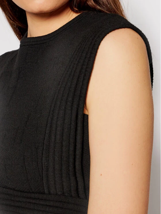 Elisabetta Franchi Γυναίκες Μπλουζάκια Μπλουζάκι TK-27Q-11E2-V340 Μαύρο Slim Fit 4 Elisabetta Franchi Γυναίκες Μπλουζάκια Μπλουζάκι TK-27Q-11E2-V340 Μαύρο Slim Fit - Image 4