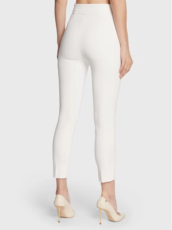 Elisabetta Franchi Γυναίκες Υφασμάτινα Παντελόνια Παντελόνι υφασμάτινο PA-023-26E2-V250 Μπεζ Slim Fit 3 Elisabetta Franchi Γυναίκες Υφασμάτινα Παντελόνια Παντελόνι υφασμάτινο PA-023-26E2-V250 Μπεζ Slim Fit - Image 3